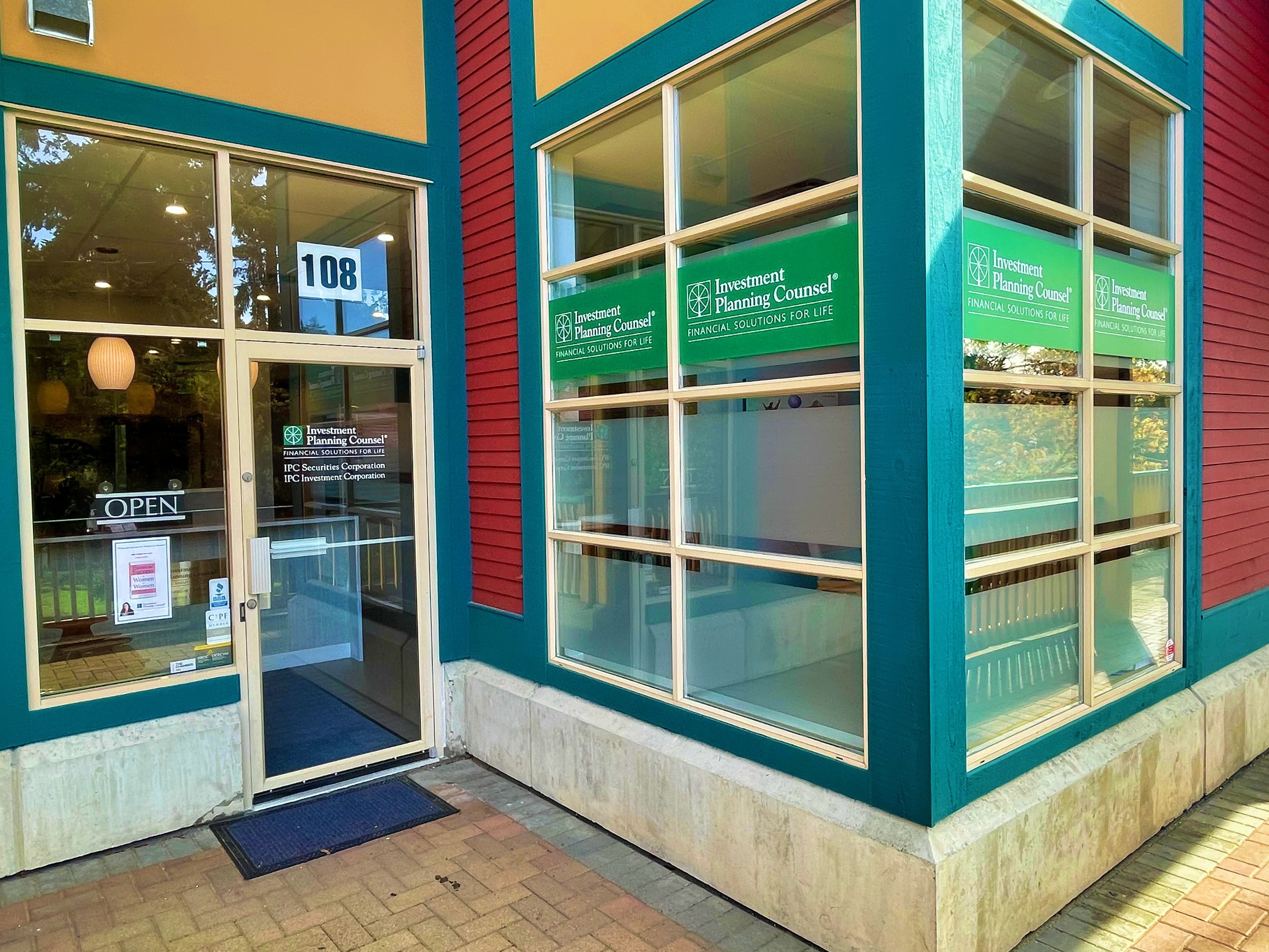 Photo of IPC Royal Oak office exterior